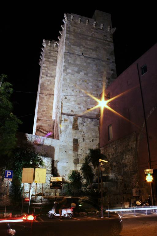 Domomea Hotell Quartu SantʼElena Exteriör bild