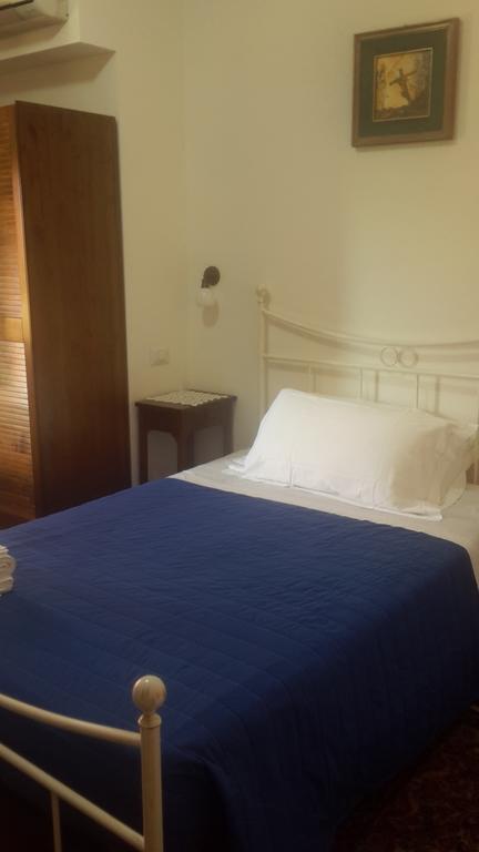 Domomea Hotell Quartu SantʼElena Exteriör bild