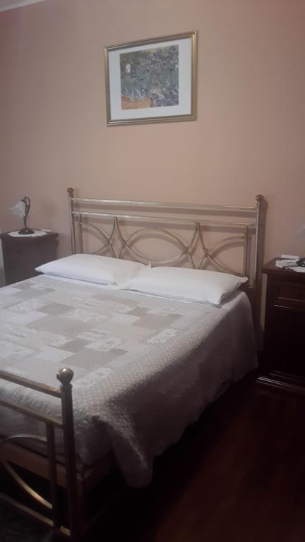 Domomea Hotell Quartu SantʼElena Exteriör bild