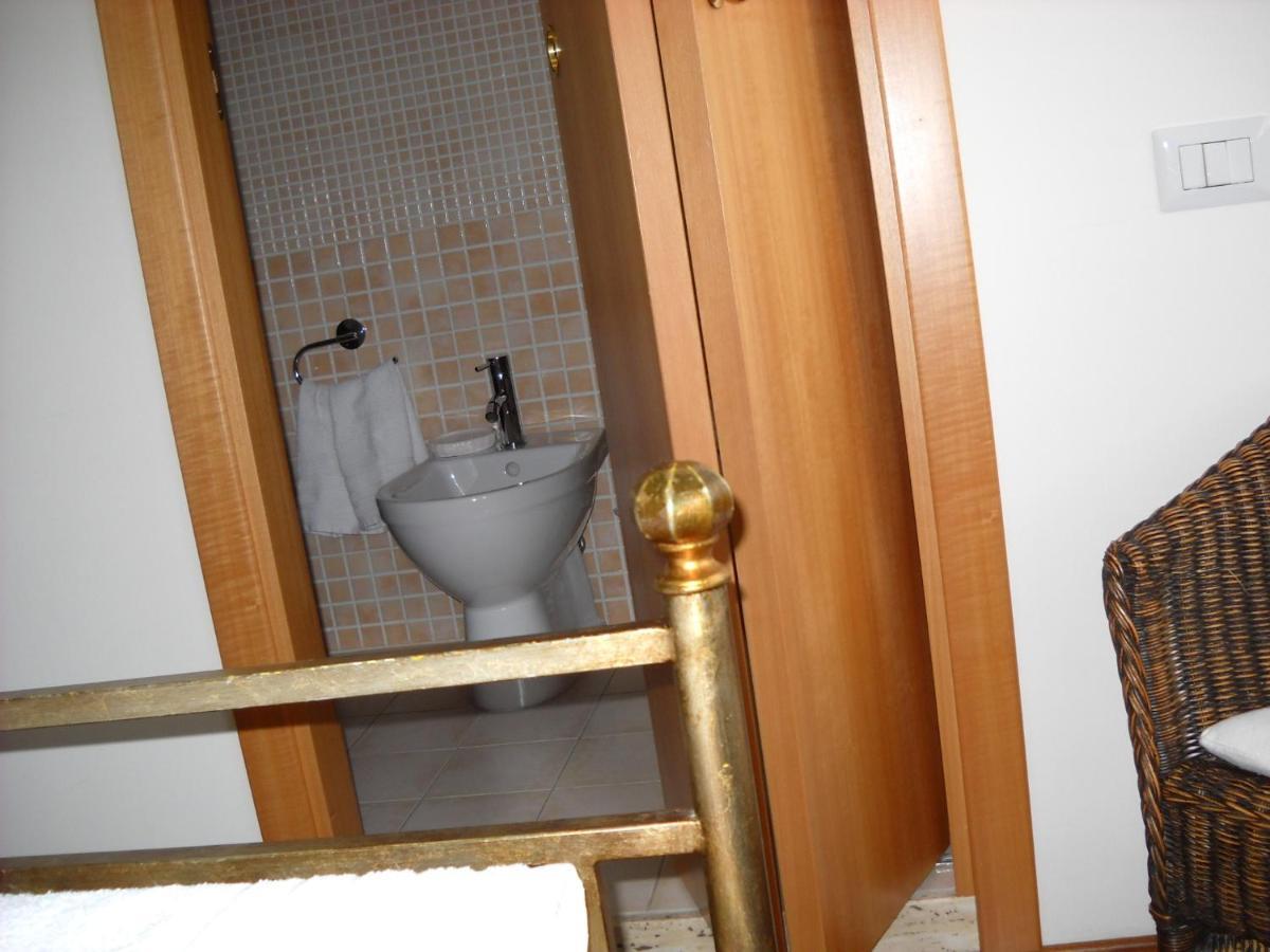Domomea Hotell Quartu SantʼElena Exteriör bild